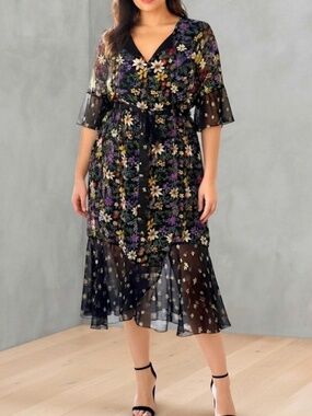 Taylor Dress Occasion Vibrant Florals Over Black Elbow Length Sleeves Belted 6